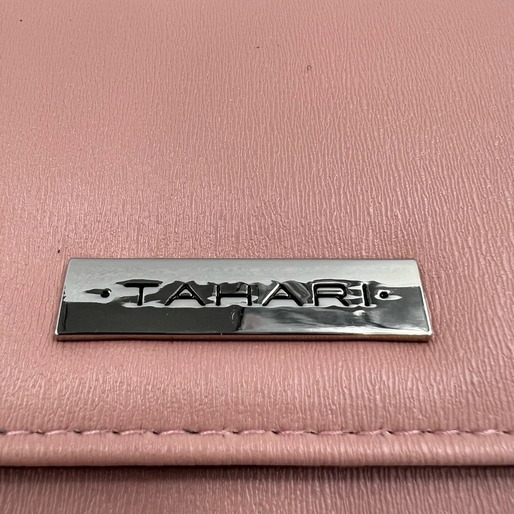 ⭐️TAHARI💯WOMENS BLUSH COLOR, WALLET, CLUTCH STYLE VEGAN LEATHER, RFID PROTECTED